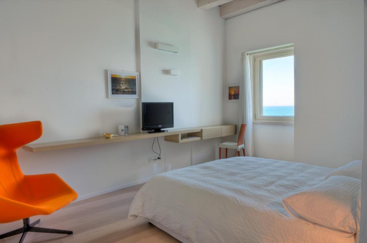 Moma Suites Private Beach モルフェッタ 部屋 写真